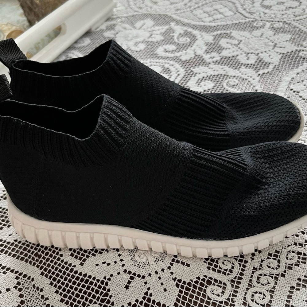 George Black Shoes Size 8